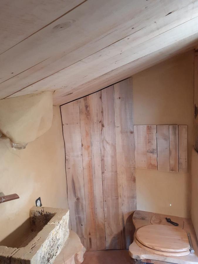 Maison Terre Les Cabanes De Fallot - Sauna Bain-Froid Piscine Naturelle L'isle-Bouzon Kültér fotó