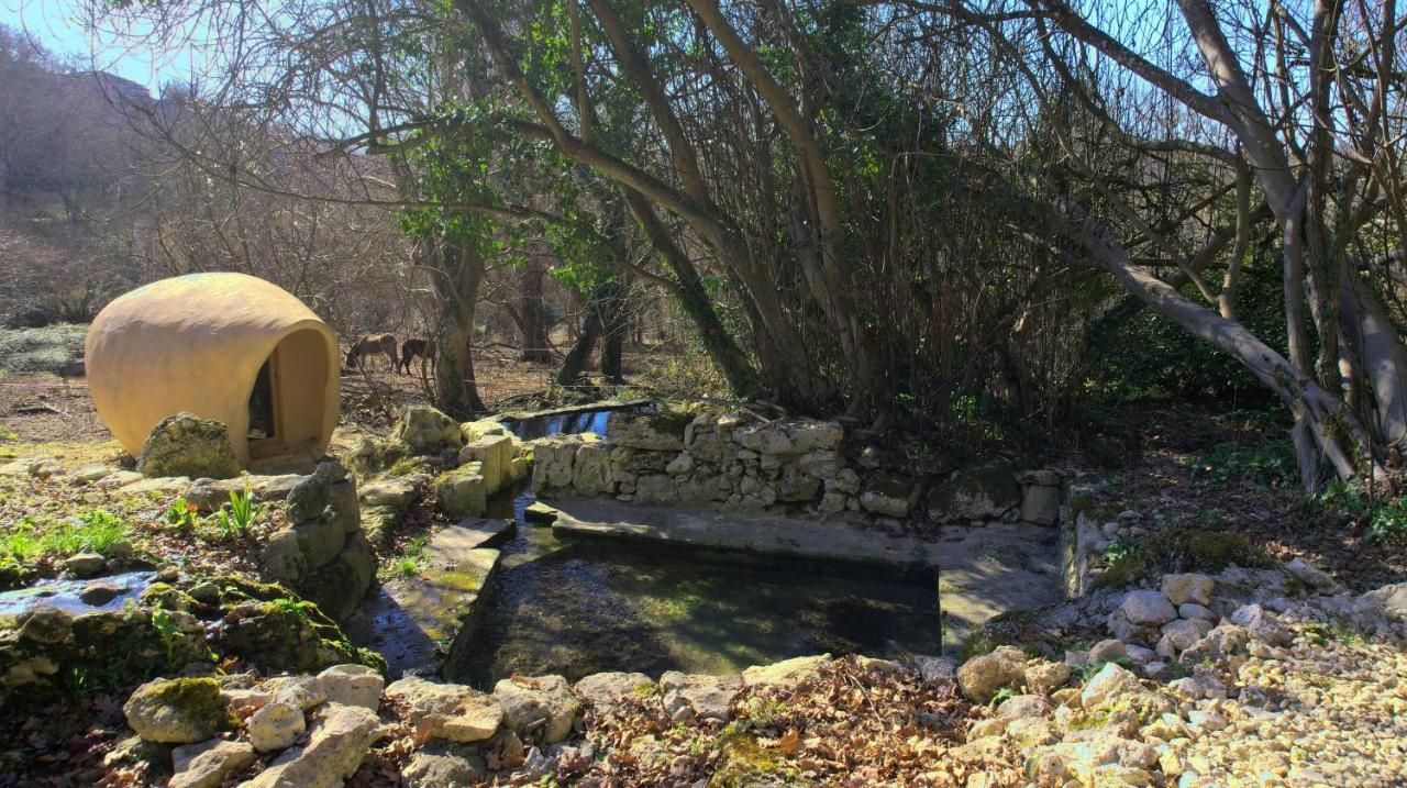Maison Terre Les Cabanes De Fallot - Sauna Bain-Froid Piscine Naturelle L'isle-Bouzon Kültér fotó